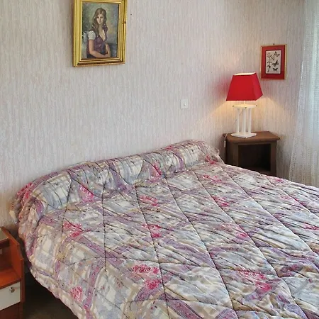 Apartment Idyllic In With 2 Bedrooms, Garden And Terrace 150m *