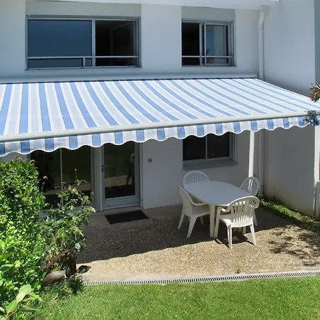 Idyllic In With 2 Bedrooms, Garden And Terrace 150m